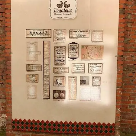 아파트 Retro Glamour Apartament 포즈난
